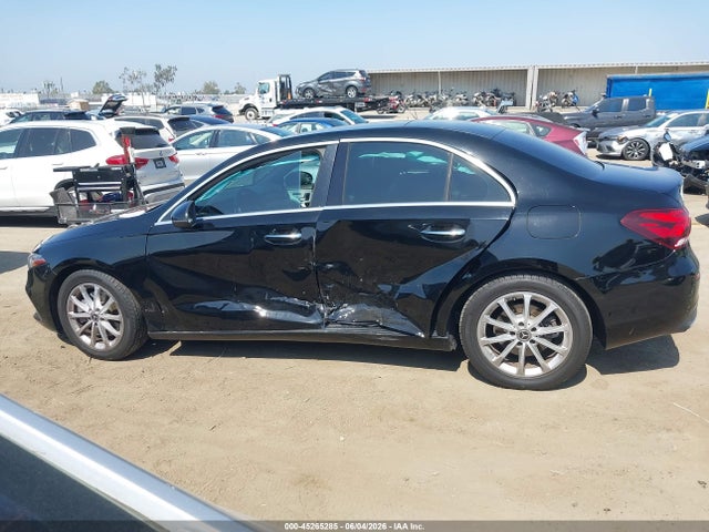2019 Mercedes-BENZ A 220 — миниатюра 14