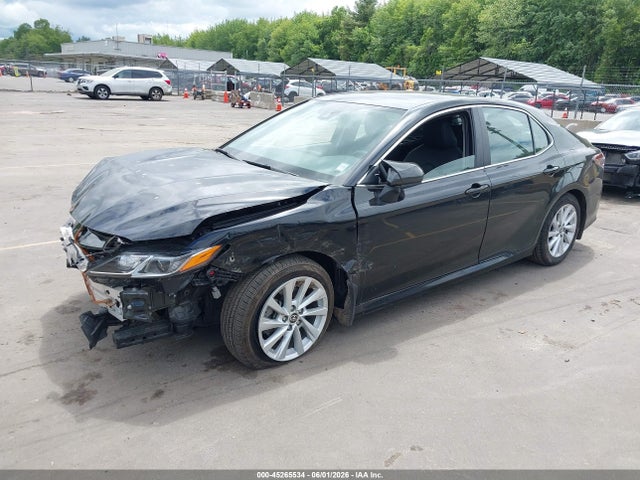 صورة 2 لـ 2023 Toyota CAMRY LE