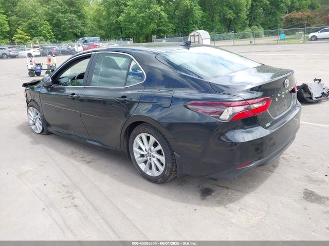 صورة 3 لـ 2023 Toyota CAMRY LE