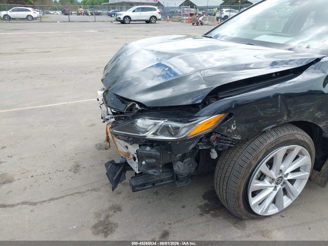 صورة 6 لـ 2023 Toyota CAMRY LE
