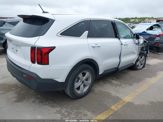 2023 KIA SORENTO LX 4