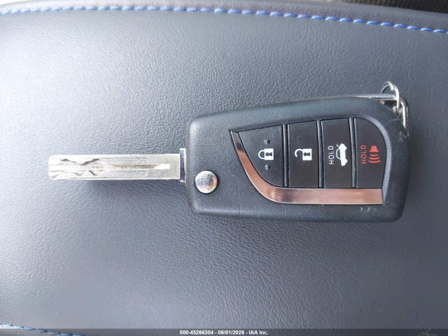 2021 Toyota COROLLA SE thumbnail 11