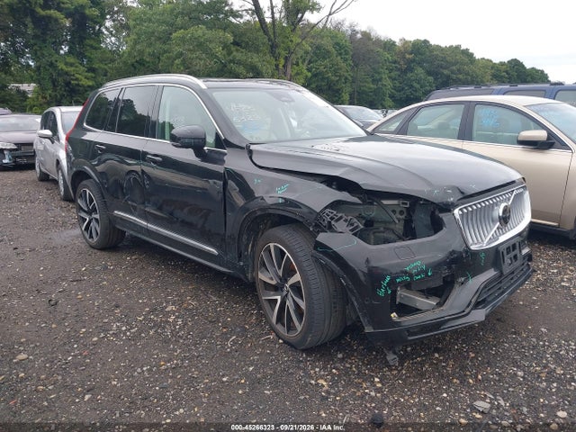 2023 VOLVO XC90 B5 PLUS