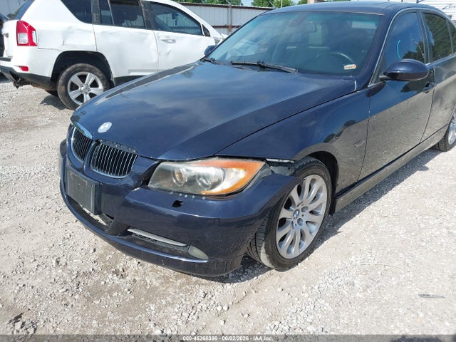 2006 BMW 330I — фото 6