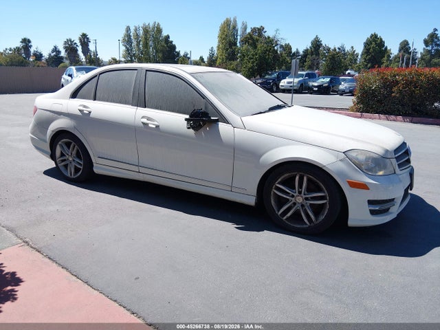 2014 MERCEDES-BENZ C SPORT