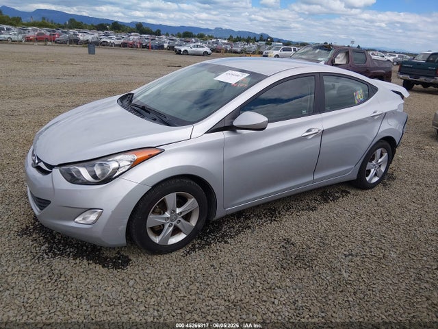 صورة 2 لـ 2013 Hyundai ELANTRA GLS