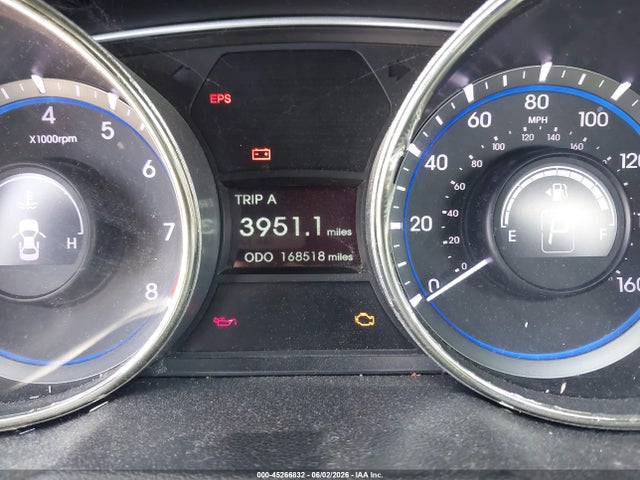 2011 Hyundai SONATA GLS thumbnail 12