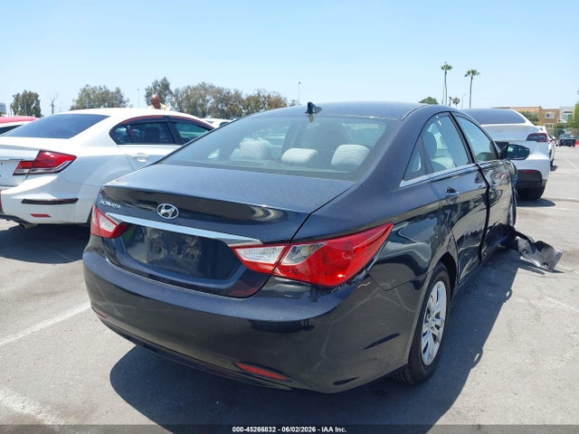 2011 Hyundai SONATA GLS — фото 4