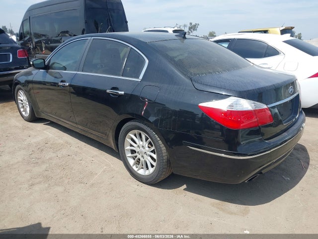 صورة 3 لـ 2011 Hyundai GENESIS 3.8