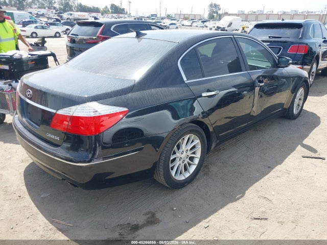 صورة 4 لـ 2011 Hyundai GENESIS 3.8