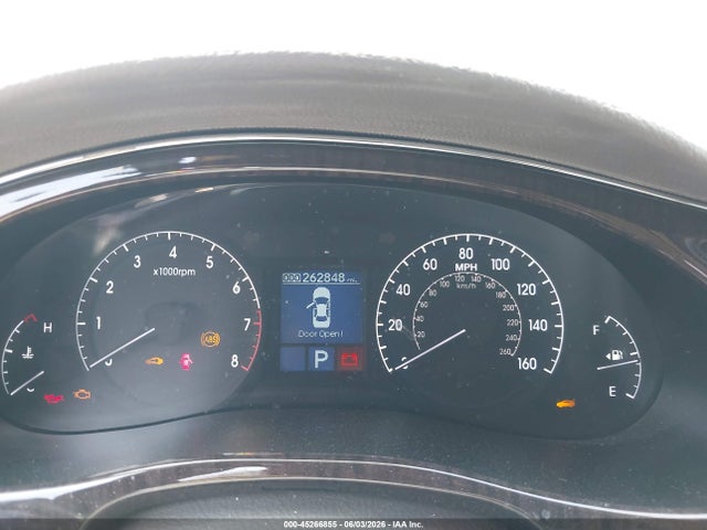 صورة 7 لـ 2011 Hyundai GENESIS 3.8