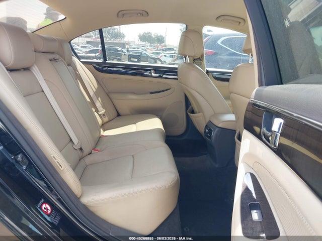 صورة 8 لـ 2011 Hyundai GENESIS 3.8