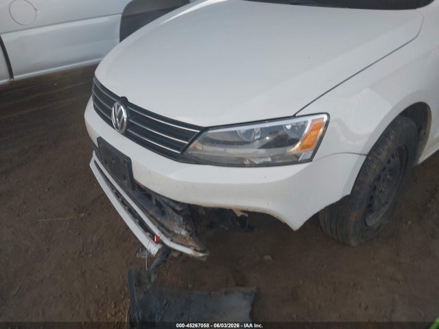 صورة 6 لـ 2016 Volkswagen JETTA 1.4T S