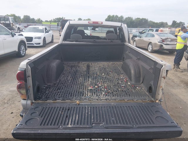 2004 Chevrolet SILVERADO 1500 LS 缩略图 18