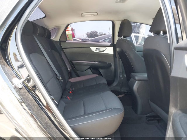 صورة 8 لـ 2023 KIA FORTE LXS