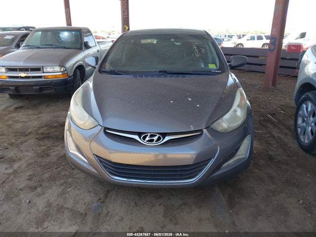 صورة 6 لـ 2014 Hyundai ELANTRA SE