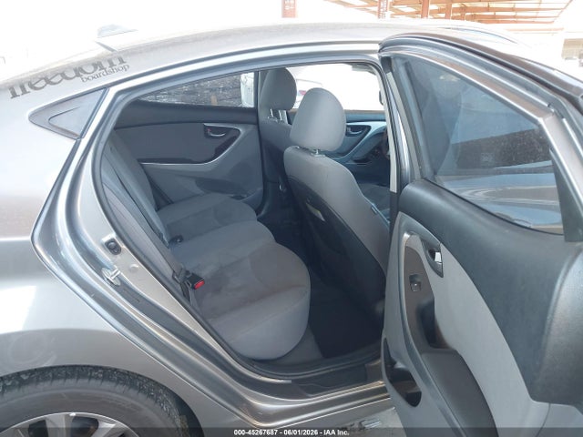 صورة 8 لـ 2014 Hyundai ELANTRA SE