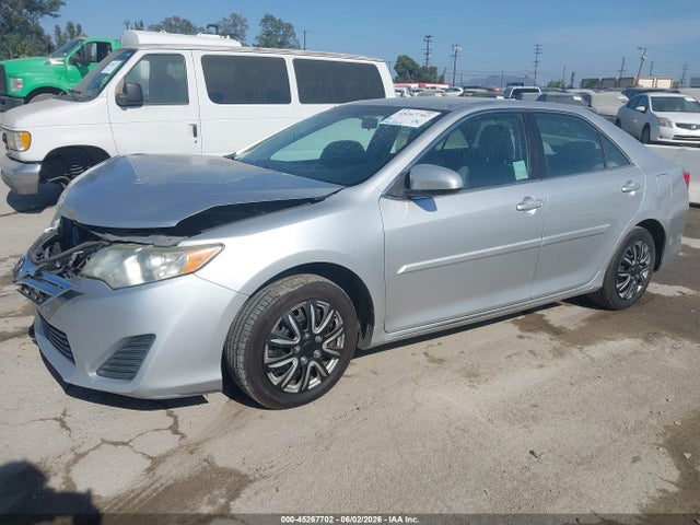 صورة 2 لـ 2013 Toyota CAMRY LE