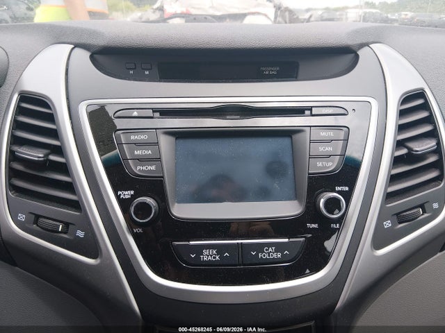 صورة مصغرة 19 لـ 2015 Hyundai ELANTRA SE