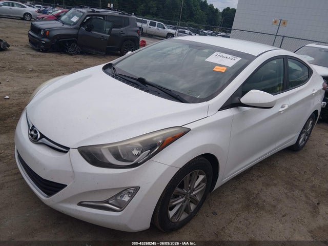 صورة 2 لـ 2015 Hyundai ELANTRA SE