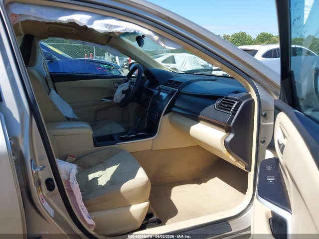 2015 Toyota CAMRY LE — миниатюра 5