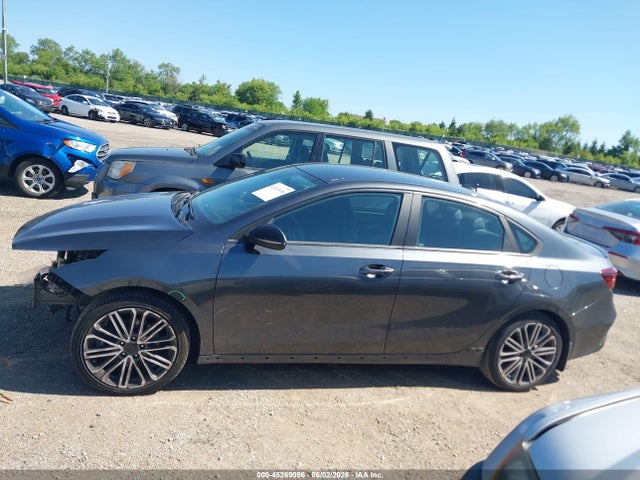 2022 KIA FORTE GT thumbnail 15