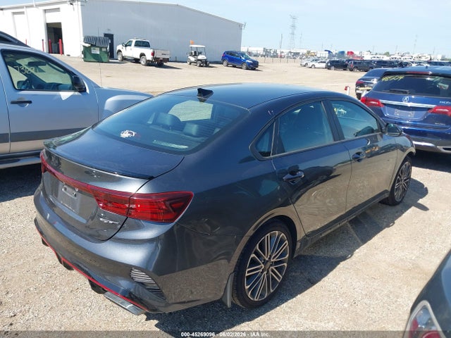2022 KIA FORTE GT photo 4