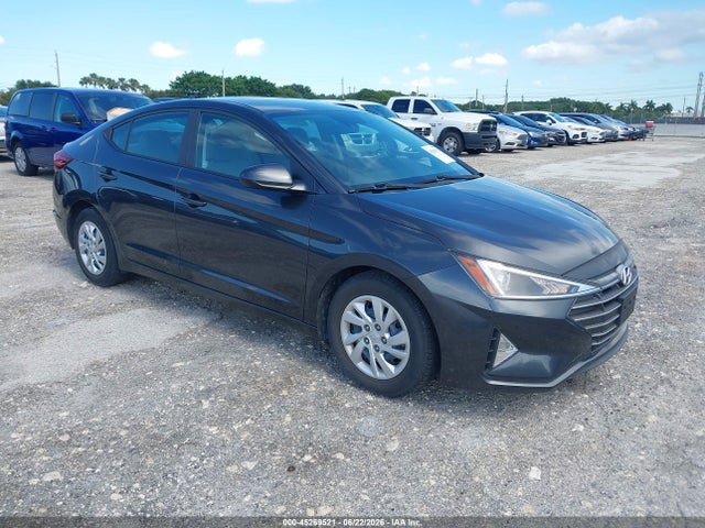 2020 Hyundai ELANTRA SE 照片 1