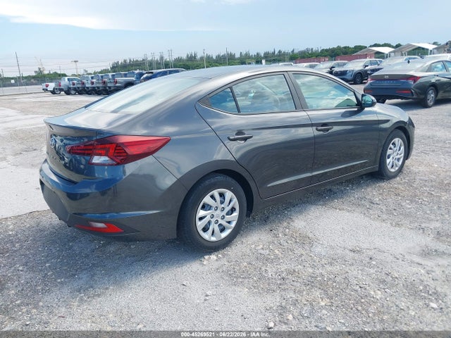 2020 Hyundai ELANTRA SE 照片 4