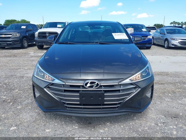 2020 Hyundai ELANTRA SE 照片 6