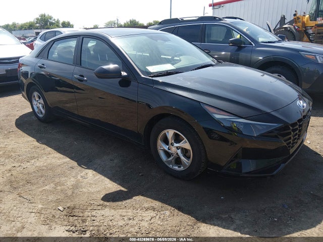 2023 Hyundai ELANTRA SE photo 1