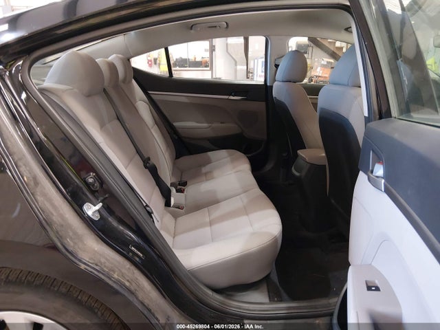 2020 Hyundai ELANTRA SE 照片 8