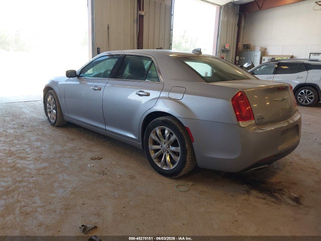 صورة 3 لـ 2015 Chrysler 300 LIMITED