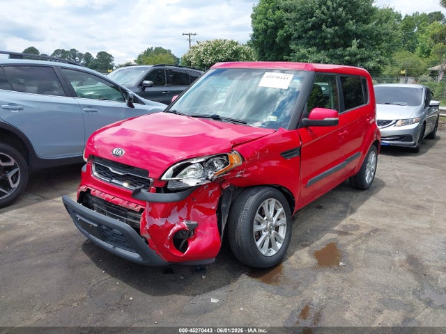 2013 KIA SOUL + 照片 2