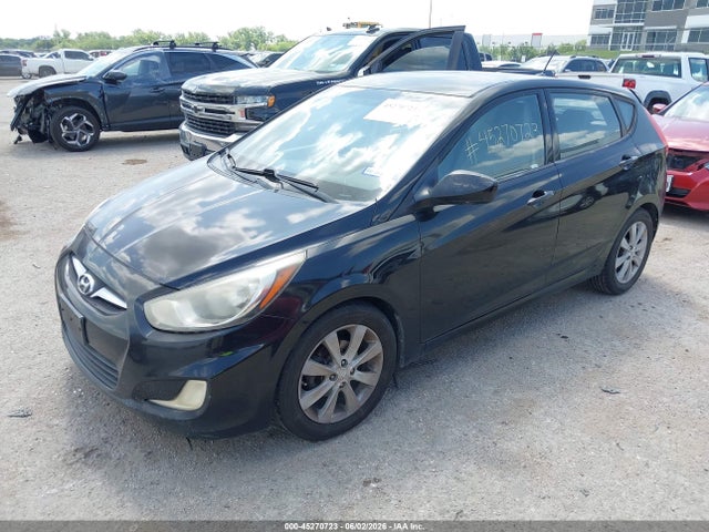 صورة 2 لـ 2012 Hyundai ACCENT SE