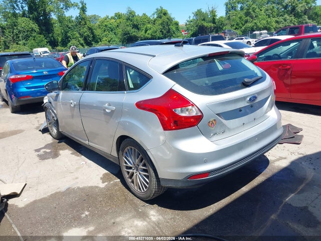 2014 FORD FOCUS TITANIUM 照片 3