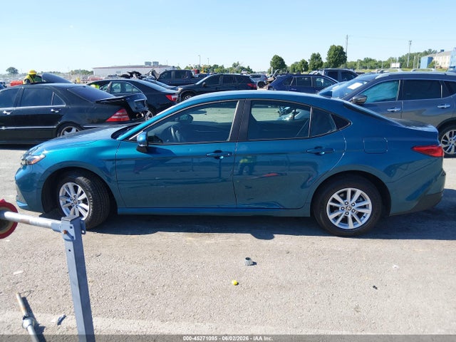 صورة مصغرة 14 لـ 2025 Toyota CAMRY LE
