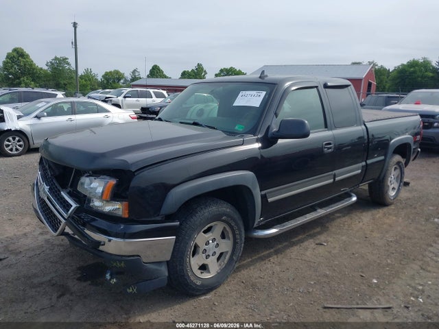 2006 Chevrolet SILVERADO 1500 LT2 — фото 2