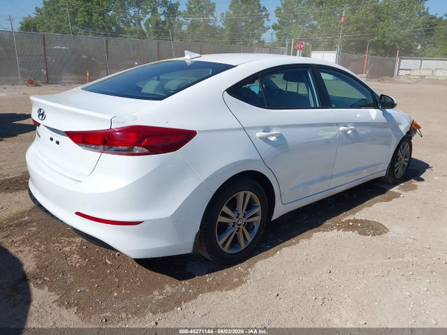 2017 Hyundai ELANTRA SE photo 4