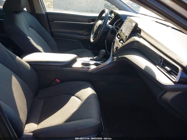 صورة 5 لـ 2023 Toyota CAMRY LE