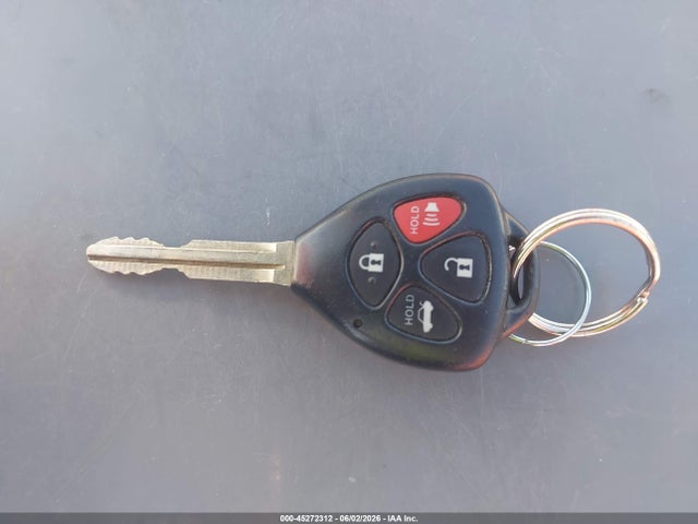 2010 Toyota COROLLA LE — миниатюра 11
