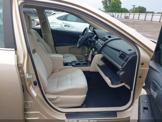 صورة 5 لـ 2012 Toyota CAMRY LE