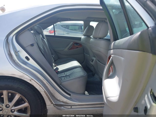 2011 Toyota CAMRY HYBRID photo 8