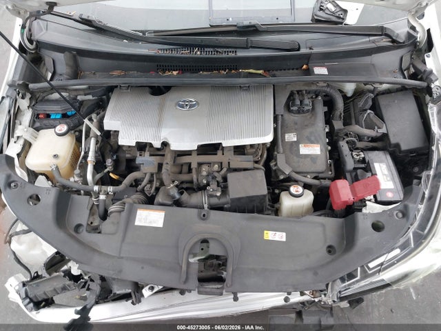 صورة 10 لـ 2019 Toyota PRIUS LE
