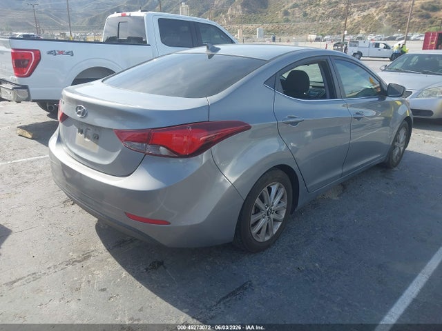 صورة 4 لـ 2015 Hyundai ELANTRA SE