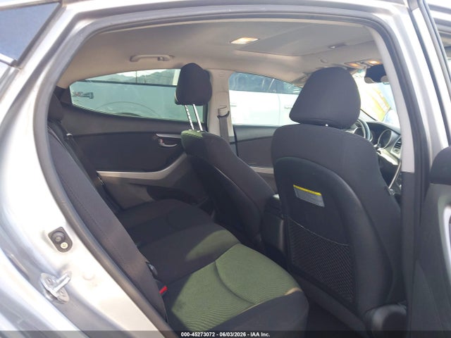 صورة 8 لـ 2015 Hyundai ELANTRA SE