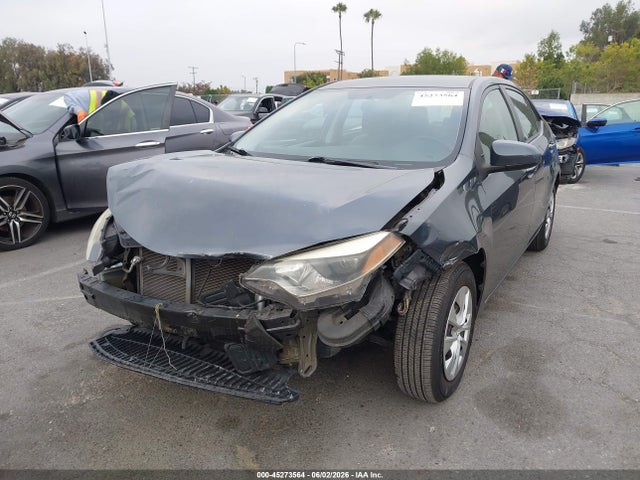 2015 Toyota COROLLA L photo 2