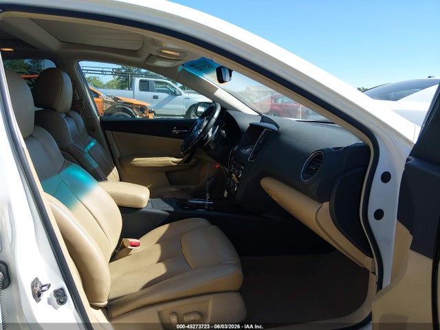 2010 Nissan MAXIMA 3.5 SV photo 5