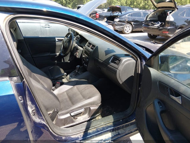 صورة 5 لـ 2011 Volkswagen JETTA 2.5L SE