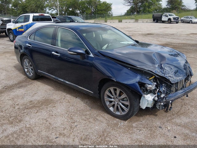 2011 LEXUS ES 